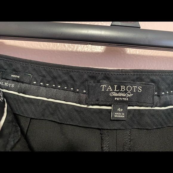 TALBOTS black cropped pants 4 petite - Picture 4 of 6